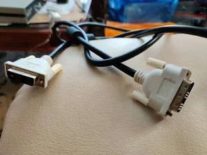 DVI To DVI female to female  Cable 1m new  packaged  - Picture 1 of 3