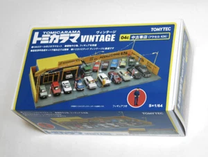 Tomi Karama Vintage 04c 1/64 Used Car Store Accelerator 426 japan limeted - Picture 1 of 4