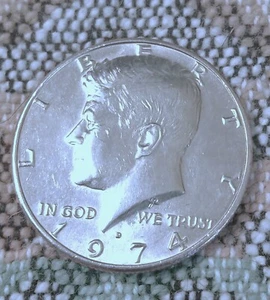1974 D (1) 1/2 Dollar Kennedy Coin w/ DDO & DDR. - Picture 1 of 5