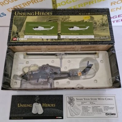 Corgi Unsung Heroes US51204 Vietnam Series III AH-1J Cobra U.S.M.C HML-367 1:48 - Image 1 of 4