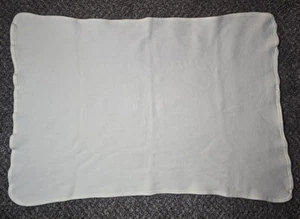 Vintage Carters Waffle Thermal Weave Yellow Baby Receiving Blanket USA 27x36” - Picture 1 of 7