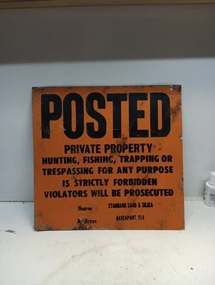 Vintage Rustic Private Property Sign No Hunting /Trapping/Trespassing  11 x 12 - Image 1 of 2