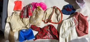 Lote de ropa vintage para muñeca Barbie Ken y otros - Imagen 1 de 24
