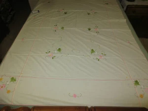 Vtg. SAM HEDAYA Appliqued & Embroidered TABLECLOTH - 50" x 68" - NEW WITH TAG - Picture 1 of 5