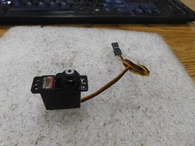 HiTec: HS-5070MH.  Micro servidor Metal Gear 12,7 g.  Stock antiguo sin usar.  Sin caja Foto 1 de 2