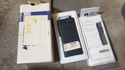 NUEVO OEM Midland Radio LMR Portátil 7.2v 600mA 2 Canales # 70-860 / 70-132B Foto 1 de 4