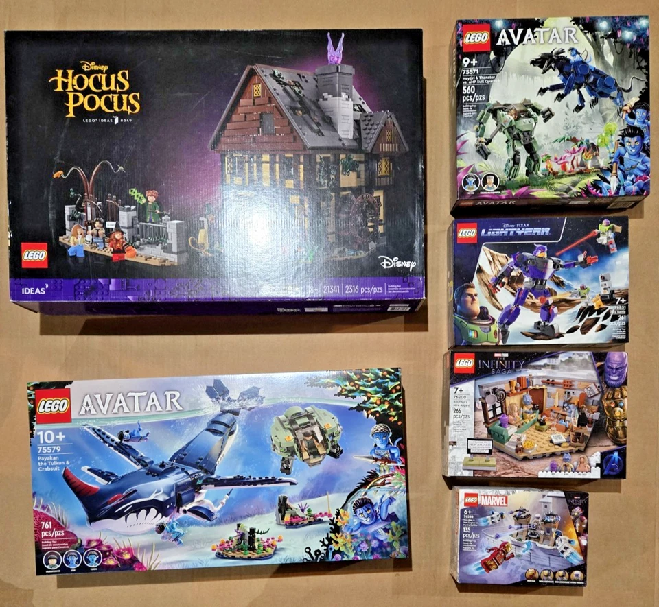 LEGO Ideas: Disney Hocus Pocus, Avatar, Marvel Lot - Image 1 of 4
