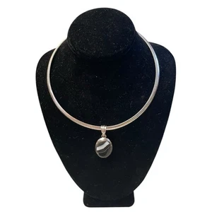 Collana Omega in argento sterling 925 6mm 16” con ciondolo agata a fascia nera Italia - Foto 1 di 8