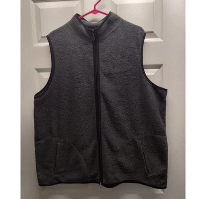 Just My Size Women's Plus 18/20 Gray Fleece Full Zip-Up Sleeveless Pockets Vest - Image 1 of 4