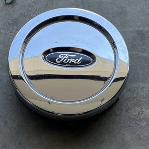 2003 -2006 Ford Expedition Center Wheel Hub Cover Cap OEM - Picture 1 of 2