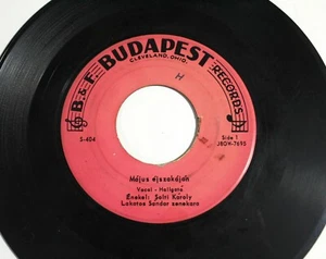 Solti Karoly - Majus Ejszakajan & Akos Stefi - Ugy Szeress - Budapest Records 45 - Imagen 1 de 2