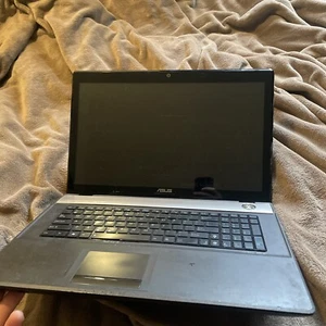Asus N71J N71JQ-X1 17.3 PC, 4GB RAM, I7 1.60GHZ, ATI RADEON 5000 - NO HDD - Picture 1 of 5