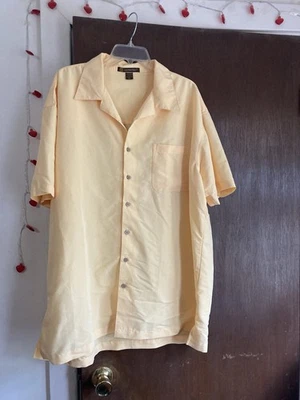 Harriton Men’s Short Sleeves Button Up Shirt Yellow Beachy Size 2XL Flat Bottom - Image 1 of 4