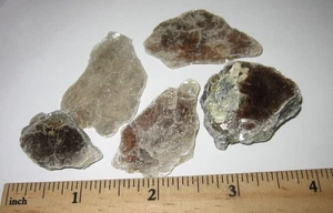 5 SMALL THIN NATURAL ROUGH MICA CRYSTAL BOOKS FROM NEW HAMPSHIRE, USA 22.4grams - Picture 1 of 6