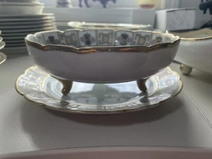 Antiguo colador y placa base de bayas con patas de nipón pintado a mano múltiple - Imagen 1 de 4