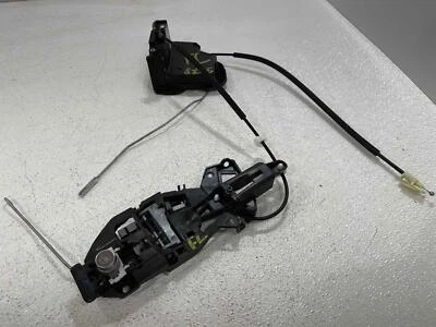 Fits 2017 - 2023 GMC ACADIA Front LH Driver Door Latch Assembly 13587925 OEM - Image 1 of 4