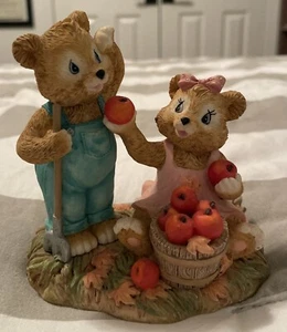BEAR SEASONS Second Nature Design Bountiful Bears Special Editions 97/98 Apples - Picture 1 of 11