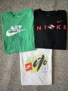 Nike Boys Color Graphic Tee Shirt Bundle Set (S) - Picture 1 of 4