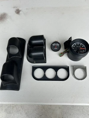 GUAGES Y MONTAJES Y VAINAS DE CALIBRE TACÓMETRO AMPLIFICADOR MEDIDOR Foto 1 de 4