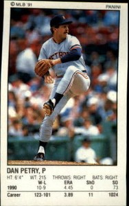 1991 Panini Stickers Baseball Card #239 Lloyd Moseby