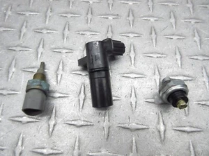 2003 02-04 Honda FSC600 Silver Wing Camshaft Cam Oil Pressure Engine Temp Sensor - Picture 1 of 9