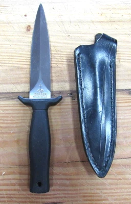Vintage Gerber Mark I Boot Knife Dagger & Leather Sheath  GOOD CONDITION - Image 1 of 4