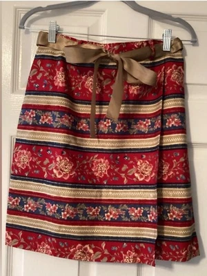 Falda envolvente a rayas florales Talbots (pequeña) Foto 1 de 3