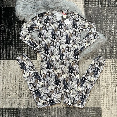 Mono MOLO Aura Horse Spirit juvenil talla 16 (170/176) nuevo con etiquetas $88 Foto 1 de 4