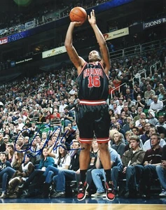 James Johnson Signed Autographed 8x10 Photo Bulls Lot #4 - Picture 1 of 1