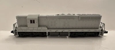 Life Like 7734 N Scale SD7 Locomotive Undecorated - Image 1 of 4