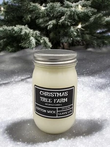 WOOD WICK * 16 OZ * CHRISTMAS TREE FARM SCENTED *  Leah's Lite Candle   - Picture 1 of 3