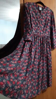 Laura Ashley Vintage Floral Long Sleeved DressSize 16 - Image 1 of 4