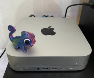Apple Mac mini M2 8/256 più HUB SATECHI con alloggiamento SSD NVME - Picture 1 of 3