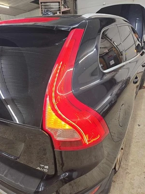 Conjunto de luz trasera derecha usado se adapta a: Volvo 60 SERIES XC60 2010 grado derecho A Foto 1 de 4