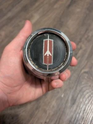 Tapa central de rueda Oldsmobile Cutlass 72-88 Rally OEM GM 416393 1 pieza  Foto 1 de 4