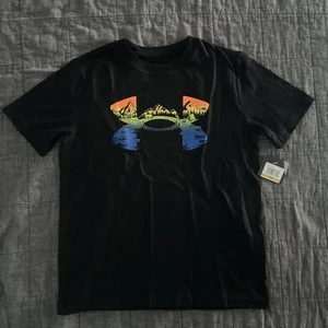 Under Armour Jungen Jugend Outdoor schwarzes Logo auf der Vorderseite Größe Small - Bild 1 von 11