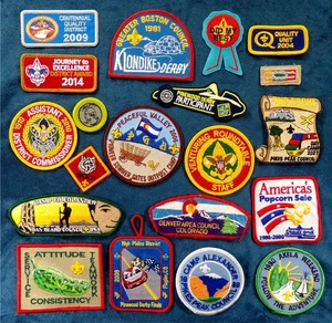 Lote de parches de exploración BSA vintage/modernos BOY SCOUT (20x) usados/sin usar cosidos - Imagen 1 de 4