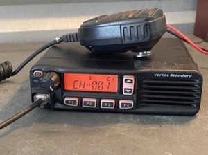 Vertex Two Way Radio VX-4600-DO-50 VHF 134-174 Mhz 50 Watt 512 Channel W/Mic - Picture 1 of 4
