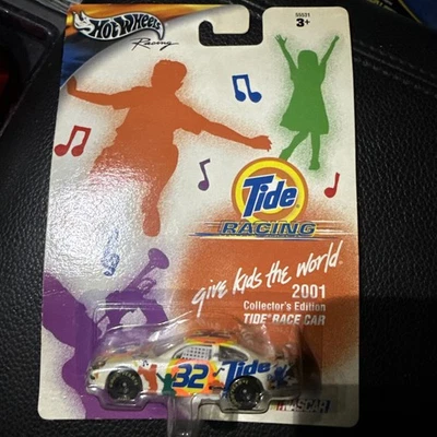 Hot Wheels Tide Racing 2001 Collector’s Edition Race Car 32 Ricky Craven 1:64 - Image 1 of 2