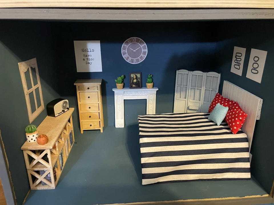 Dormitorio miniatura Roombox escala 1/12 Foto 1 de 4