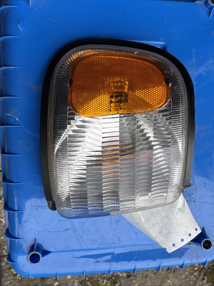1996 Dodge Ram 3500 Front Lamp - Image 1 of 1