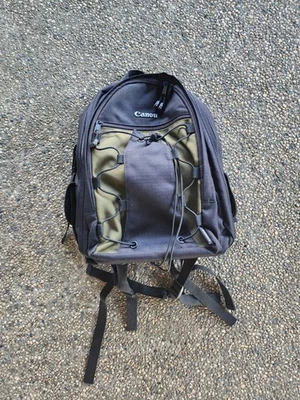 Canon Deluxe 200EG Camera Backpack Bag Black Olive Green Nylon Hiking Durable - Image 1 of 4