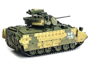 Ukraine M2A2 ODS Light Tank 3-Tone Camouflage "NEO Dragon Armor" Series 1/72 Pla - Picture 1 of 3
