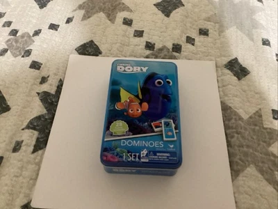 Juego de dominó Finding Dory de Disney Pixar Foto 1 de 3