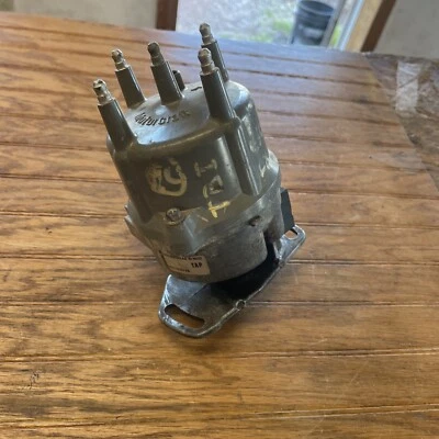 Distributor Fits 87-90 Ford Escort - Image 1 of 4