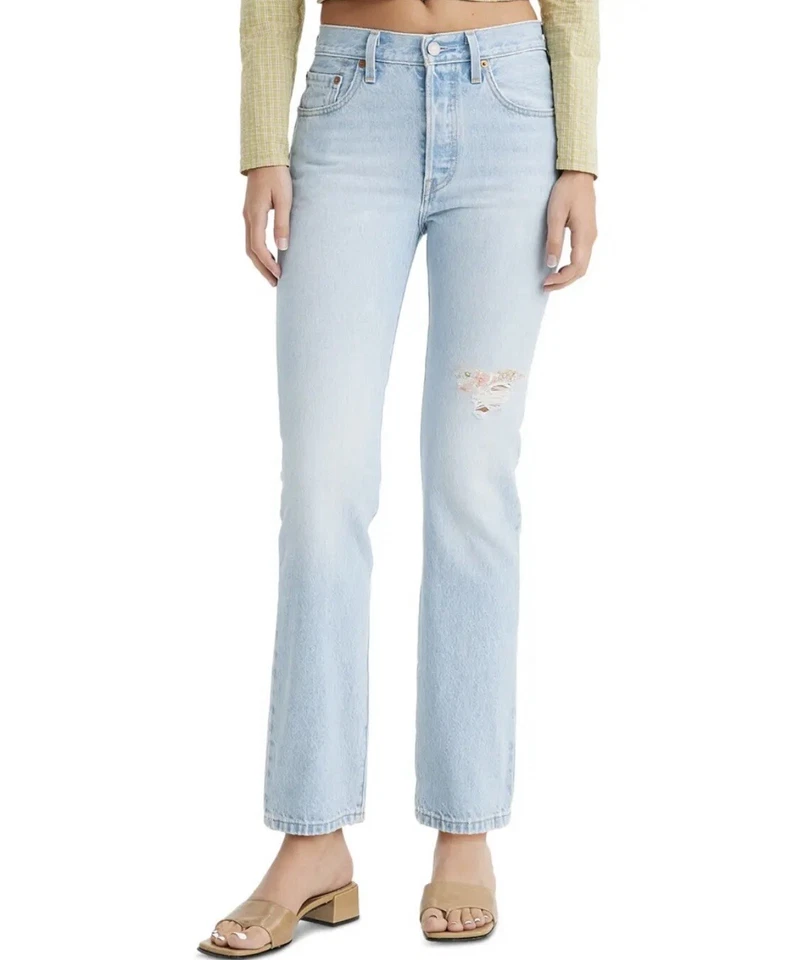 Levi's Women's 501 150 High-Rise Straight Leg Light Blue Jeans Size 28X30