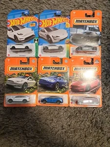MATCHBOX/HOT WHEELS TESLA  MODEL X, MODEL Y & ROADSTER LOT OF 6- 2023 Hot Wheels - Picture 1 of 7