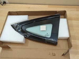 Tesla 43R-004529 Windowpane Rear Right For Model 3 - Picture 1 of 2