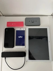 Smartphone Handy.- Konvolut Wiko.- Powerbank .- Tablet - Zdjęcie 1 z 2