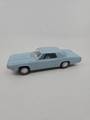 1968 Ford Thunderbird Dealer Promo Model Car 1/25 Damage Wh27 - Image 1 of 4